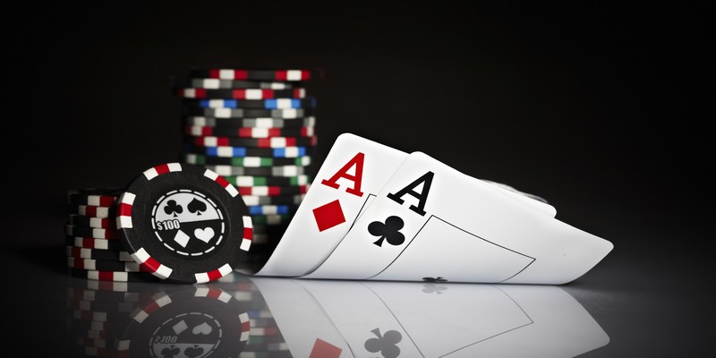 FAQs: Câu hỏi thường gặp về cá cược Poker online